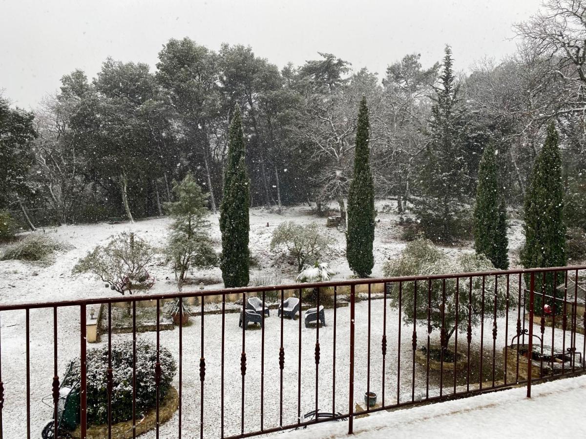 לינה וארוחת בוקר Mondragon Domaine Du Commandeur מראה חיצוני תמונה