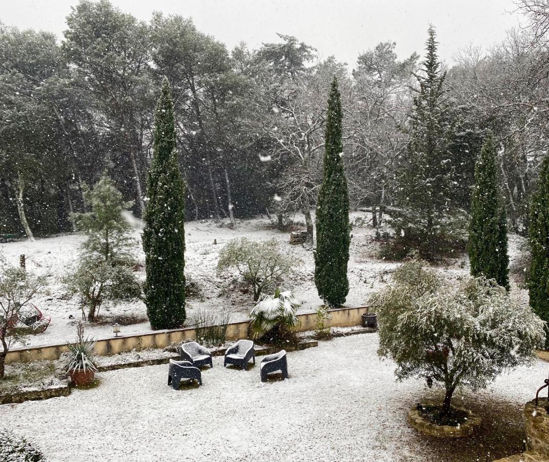 לינה וארוחת בוקר Mondragon Domaine Du Commandeur מראה חיצוני תמונה
